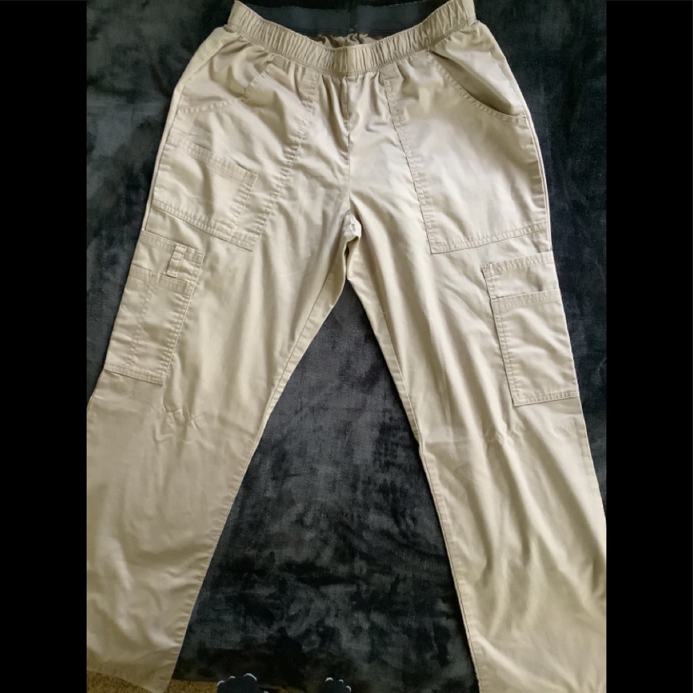 112 Khaki scrub pants